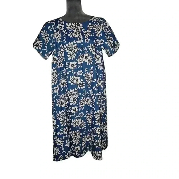 Hilo Hattie Dress M NWT - Picture 2 of 4